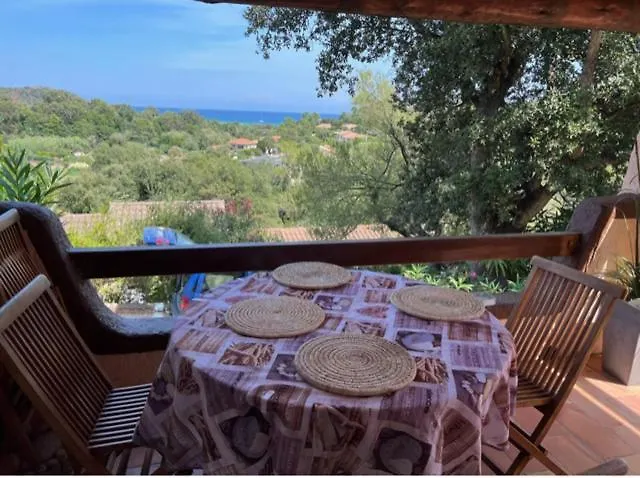 Hébergement de vacances Mini St-lucie Porto-vecchio Vue 5mnplage Zonza